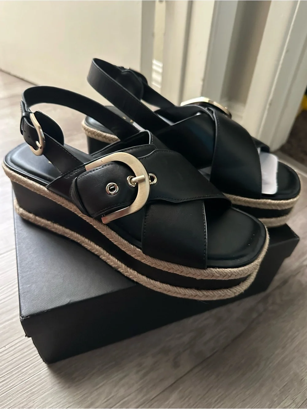 Marc Fisher LTD Renda Women’s Espadrille Platform Sandals size 8